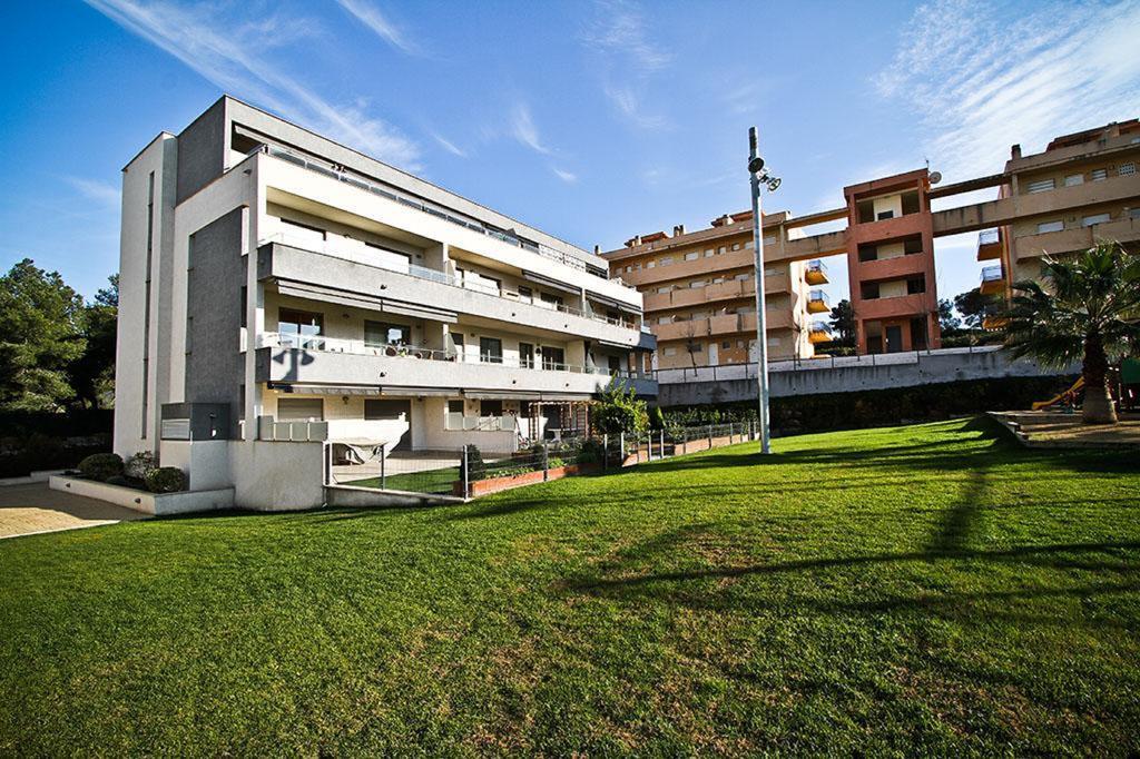 J Tramuntana Planet Costa Dorada Leilighet Salou Eksteriør bilde